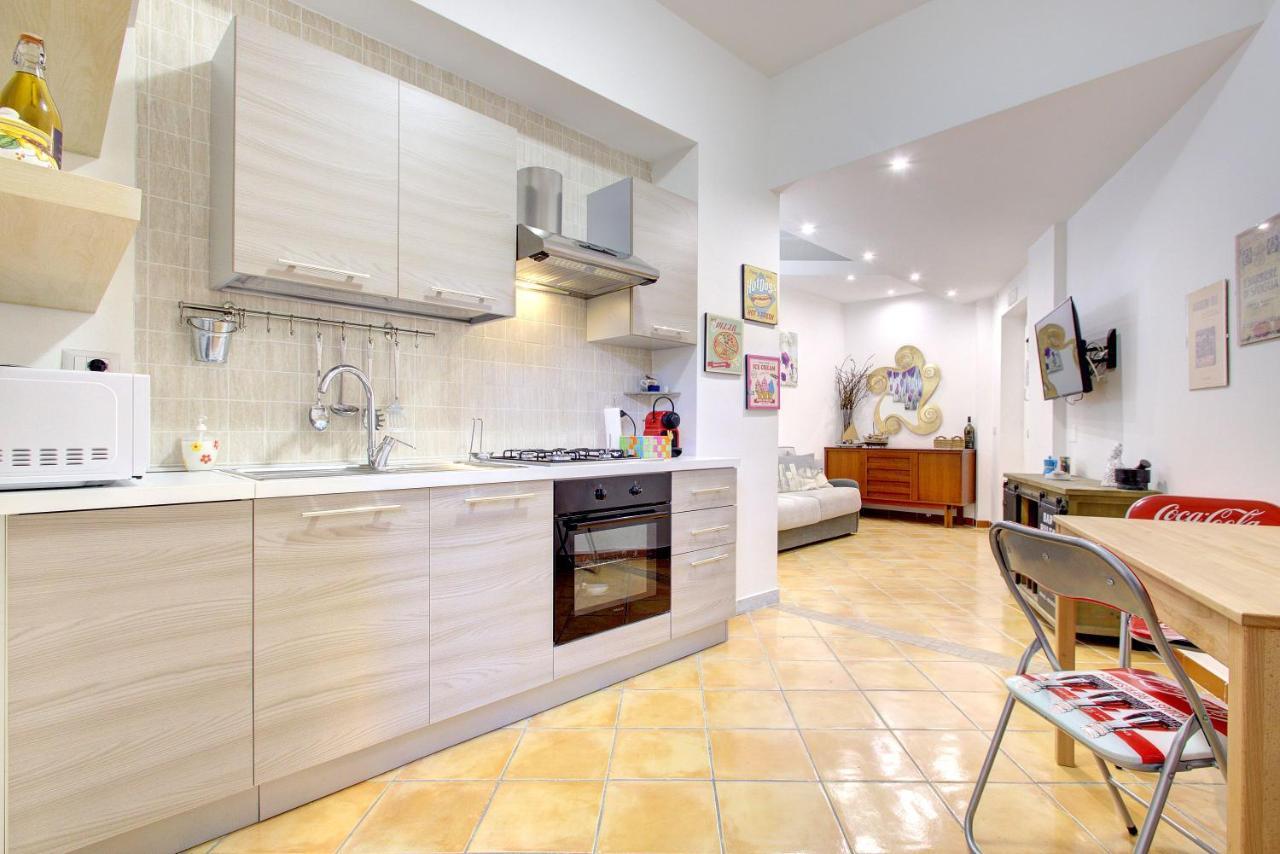 Vomero-Rossini Apartment Napoli Exterior foto